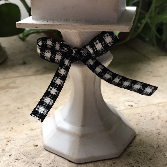 Farmhouse Birdhouse Hand Made - Picture 5 of 5